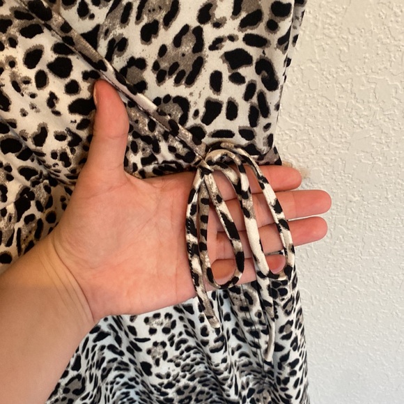 Mi Ami Leopard wrap dress - Picture 6 of 7